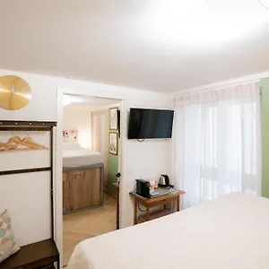 Apartment Domus - Borsari Pied-a-terre, Verona